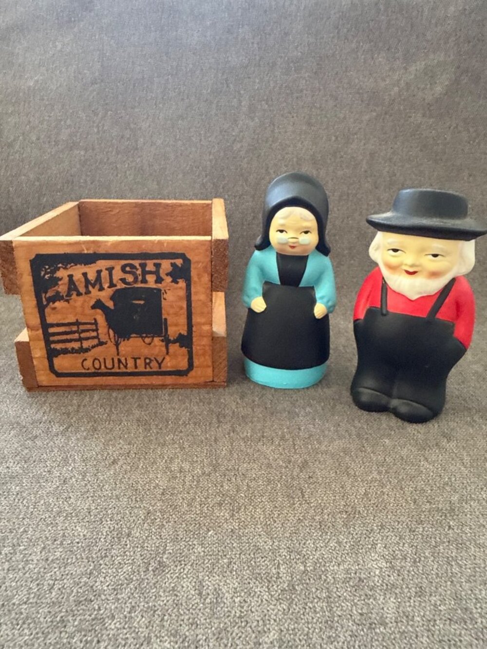 Amish Country Salt & Pepper Shakers With Wooden Holder Hand-Painted Ceramic Coll